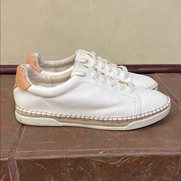 DV by Dolce Vita Shoes - DOLCE VITA Madox Leather Sneakers